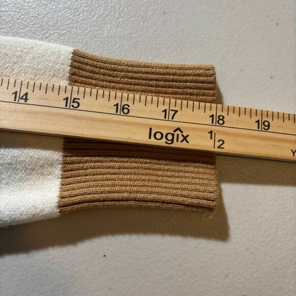 Tahari Women's Size Medium Brown Cream Plaid Button Mock Neck Knit Sweater Shirt - Picture 7 of 9